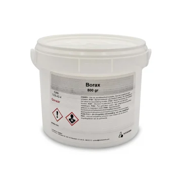 Eimer mit 800 Gramm Borax, versehen mit Warnschildern und Sicherheitshinweisen.