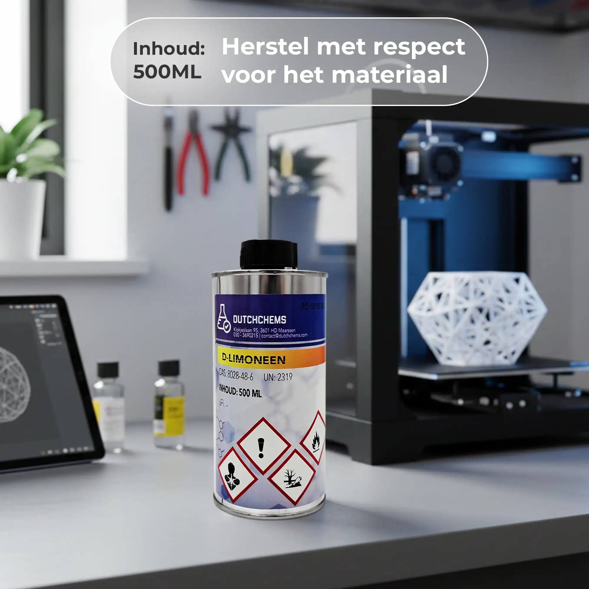 D-Limonene 500 ml blik op werkbank naast 3D-printer in werkplaats