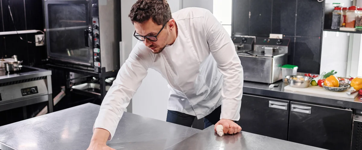 Edelstahl kratzfrei reinigen