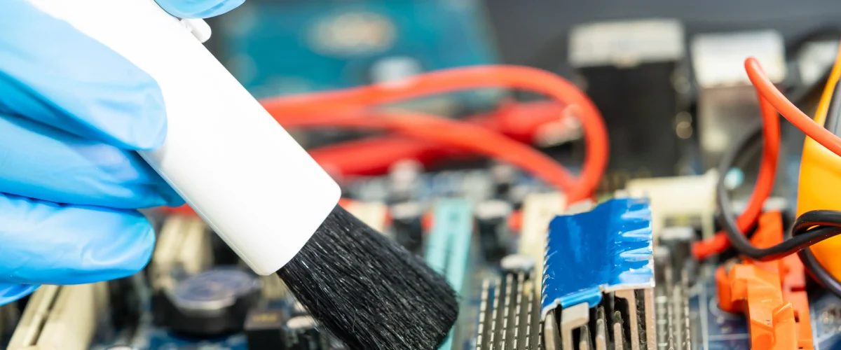 Die Rolle von Isopropylalkohol in industriellen Reinigungsprozessen