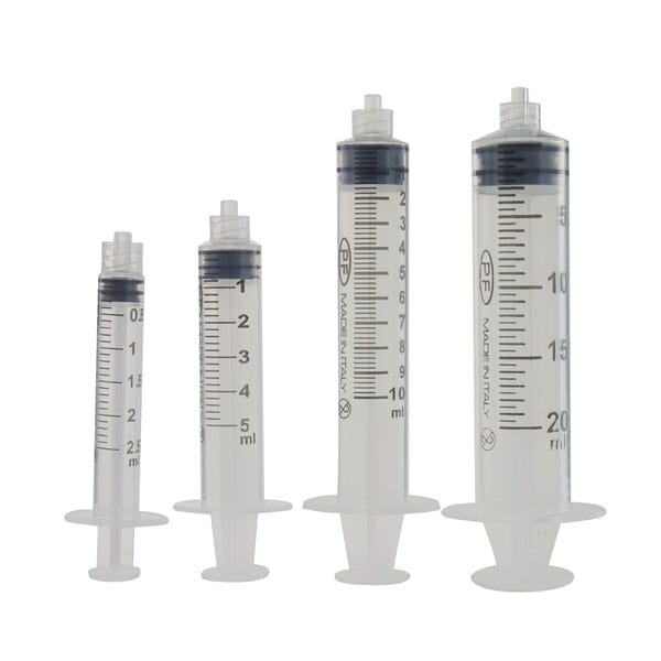 1. Spritzen für präzise chemische Messungen und den Laboreinsatz in verschiedenen Größen.